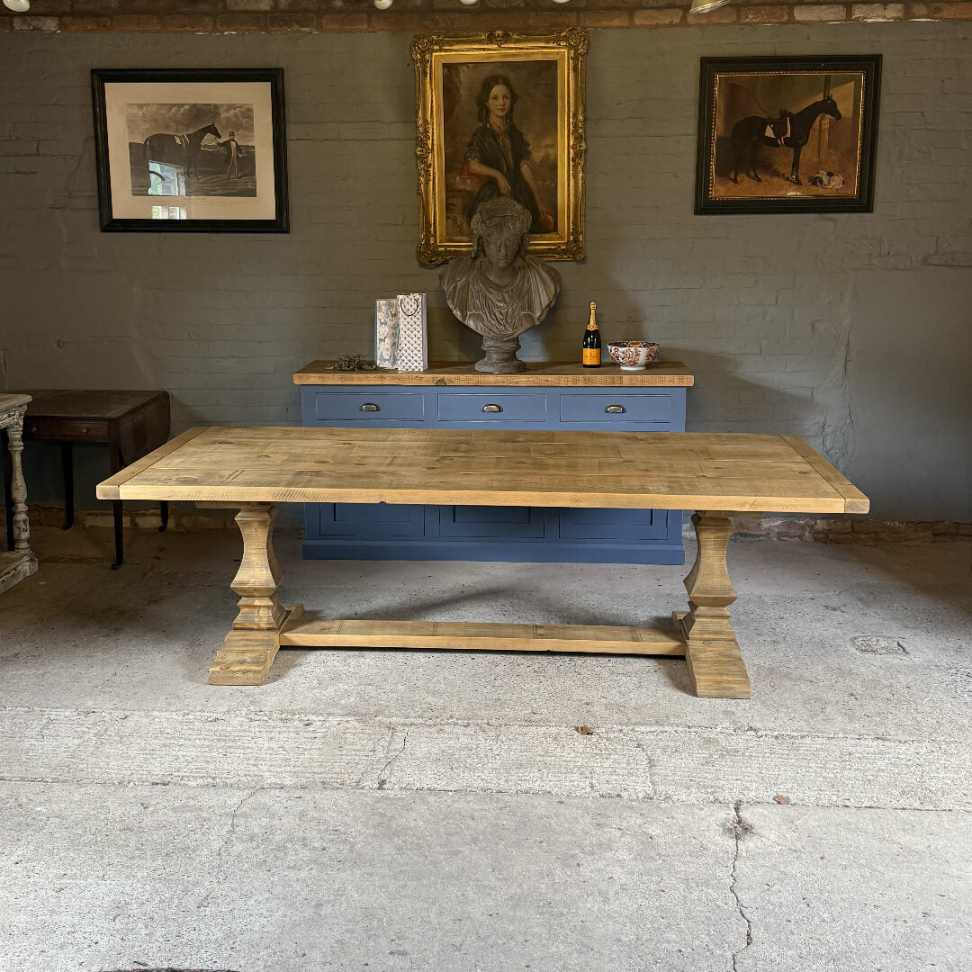 Pedestal Handmade Table