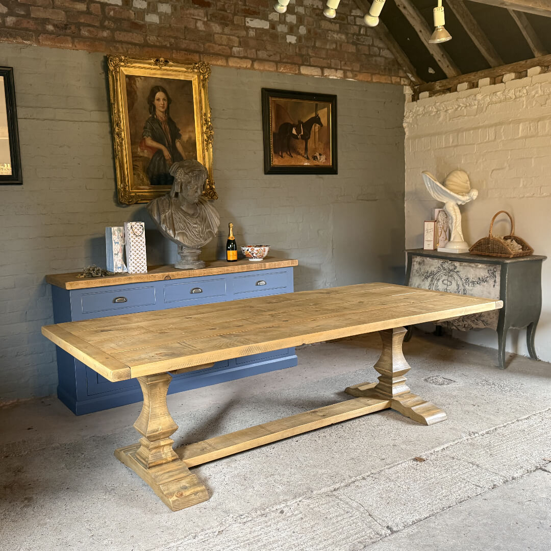 Pedestal Handmade Table
