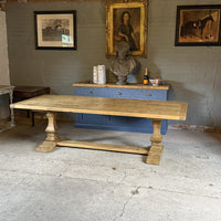 Pedestal Handmade Table
