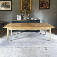 Taper Handmade Table