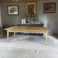 Taper Handmade Table