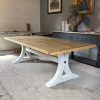 Eiffel Handmade Table