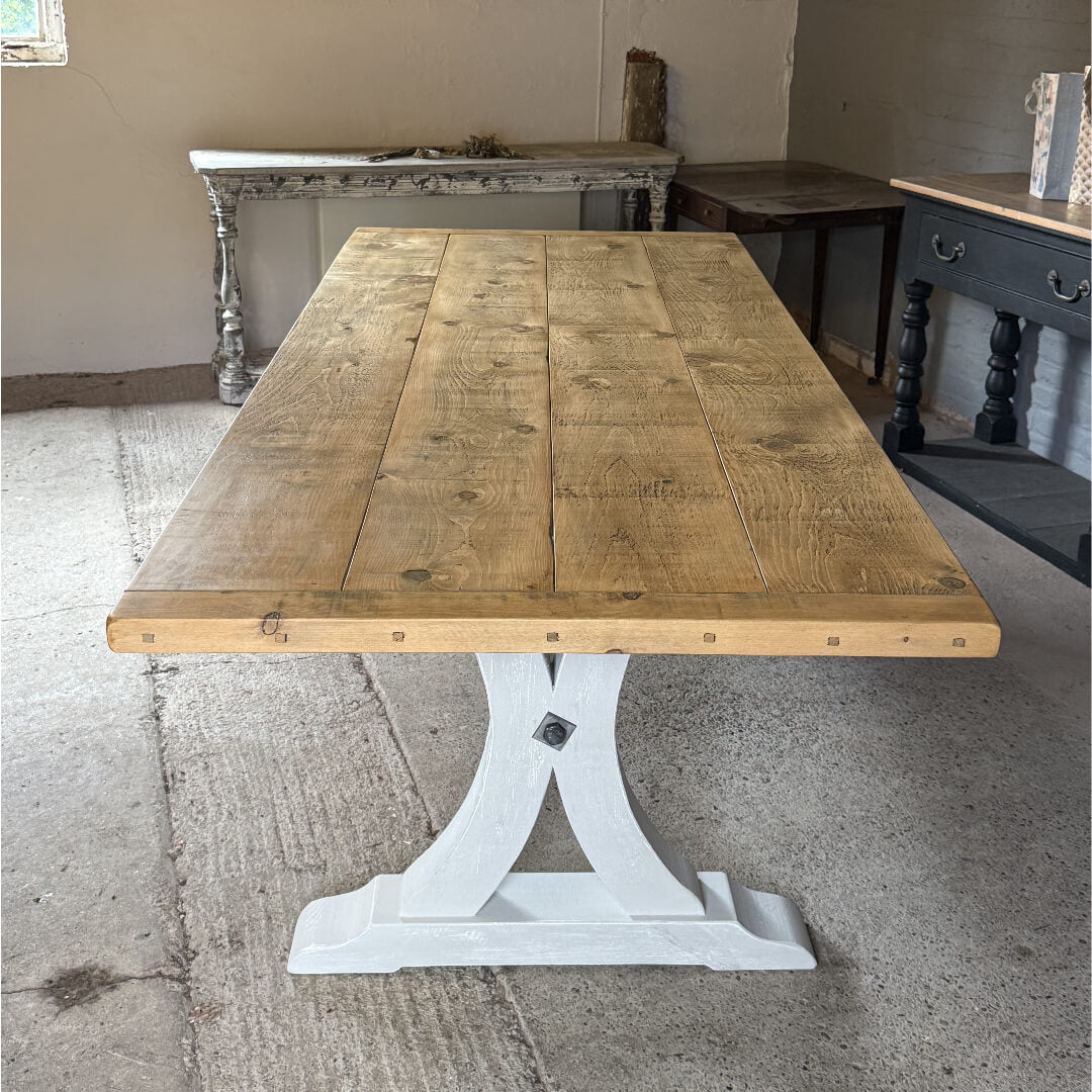 Eiffel Handmade Table