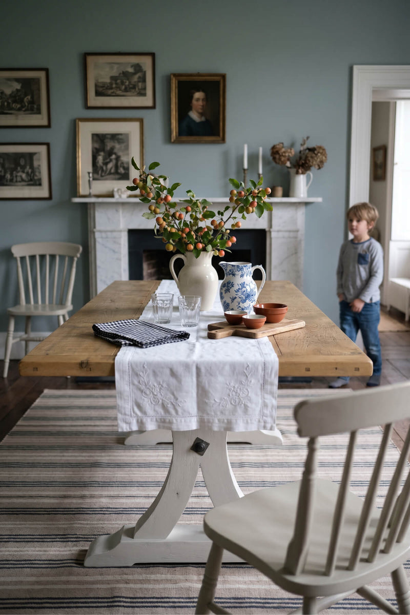 A table arrives in Yorkshire